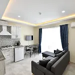 Lamira Holiday&guest House