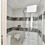 Lamira Holiday&guest House فتحية