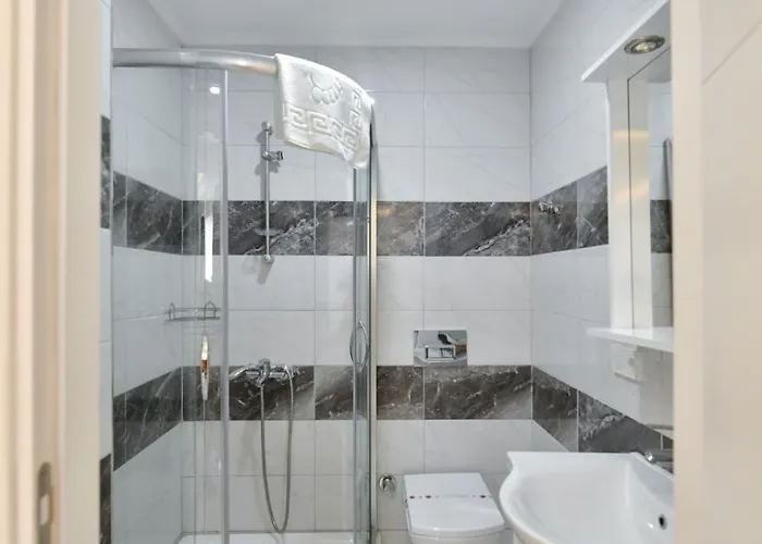 Lamira Holiday&guest House Apartament